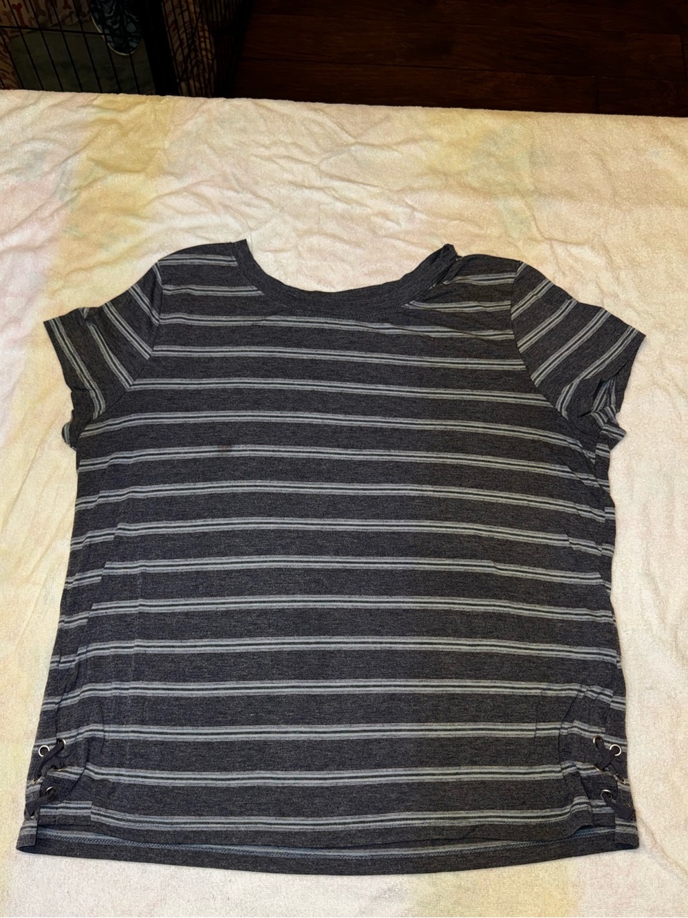 SO Striped Short Sleeve Tee in Charcoal and Light Blue
